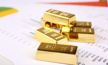 سعر الذهب يتجاوز 1900 دولار للأوقية