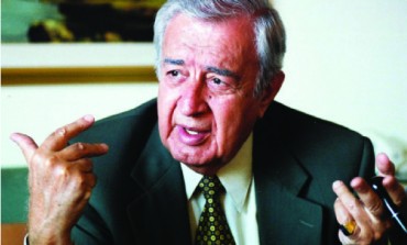 إما أن تصدق نفسك أو لا تكون