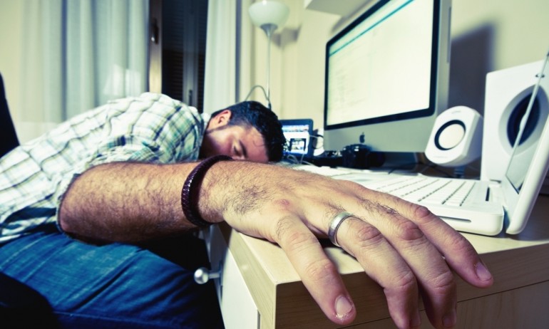 كيف يمكنك القيام بكافة أعمالك خلال النهار بنشاط دون الحاجة للنوم