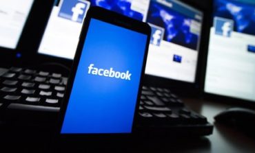 فيسبوك تعلن إضافة خدمات جديدة لمستخدمي المجموعات