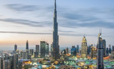 الموارد البشرية لحكومة دبي تؤكد مباشرة الأعمال بنسبة 100%