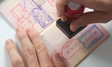 دعوة لإلغاء تأشيرات الدخول بين الدول العربية لدعم تعافي قطاع السفر والسياحة عربياً