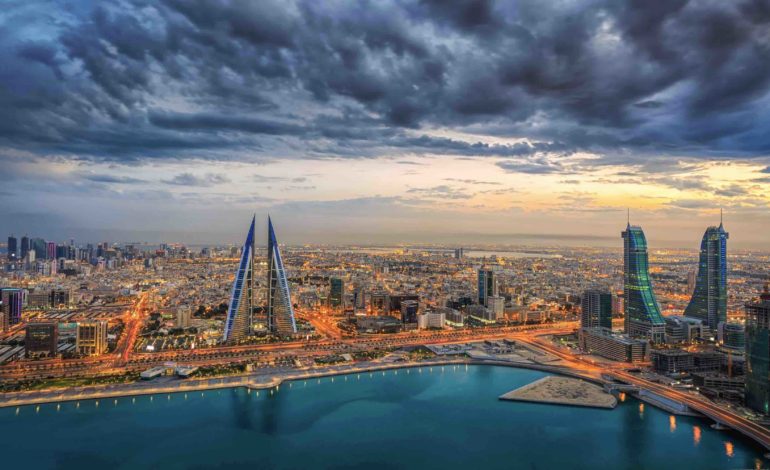 قانون جديد في البحرين يسهل حصول الشركات المتوسطة والصغيرة على التمويل