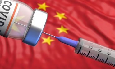 مصر تستقبل أولى شحنات لقاح سينوفارم الصيني لفيروس كورونا