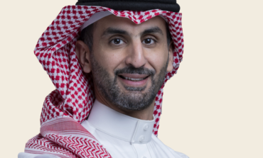 إستراتيجيات فعّالة: بندر بن عبد الرحمن بن مقرن  رئيس الإدارة العامة للخدمات المشتركة  في صندوق الاستثمارات العامة