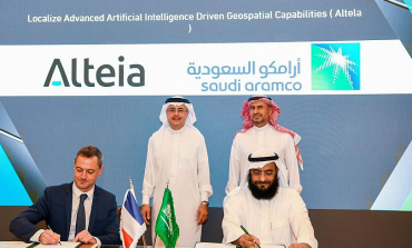 "أرامكو السعودية" توقع اتفاقيات مع شركات فرنسية