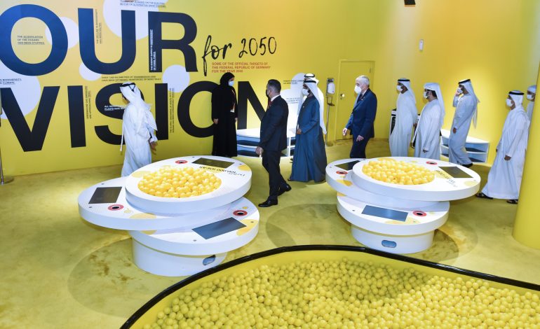 محمد بن راشد يزور جناح ألمانيا في إكسبو 2020 دبي