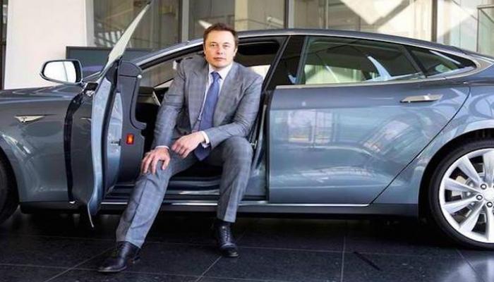 إيلون ماسك يعلن أن مصنعه في مدينة شنغهاي الصينية أنتج أول مليون سيارة “تسلا كهربائية