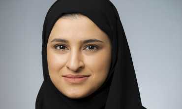 سارة الأميري: المرأة الإماراتية تحظى بدعم قيادي غير مسبوق أوصلها إلى العالمية