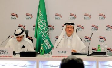 وزير الطاقة السعودي: حل أزمة الطاقة لا يأتي من دولة واحدة