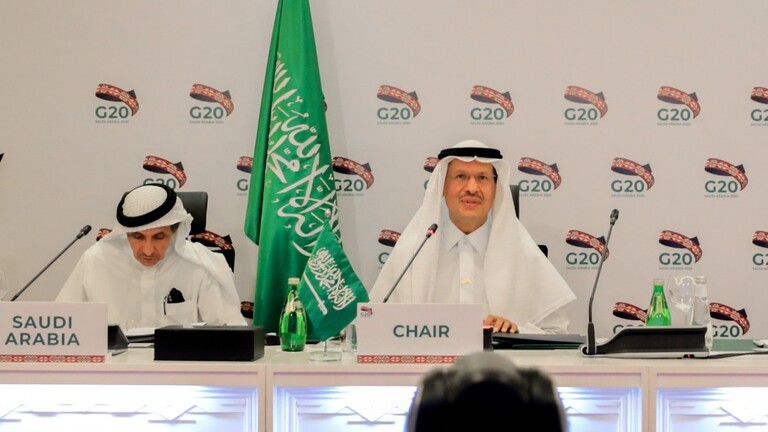وزير الطاقة السعودي: حل أزمة الطاقة لا يأتي من دولة واحدة