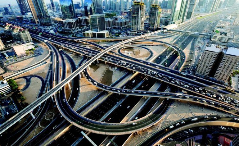 الإمارات تمتلك مرافق نقل من بين الأفضل والأكثر تطوراً على مستوى العالم