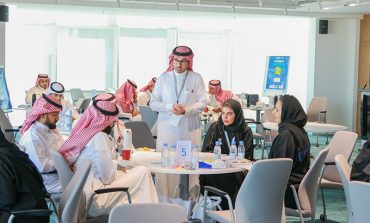 100 برنامج تدريبي مستمر في أكاديمية منشآت لتنمية ريادة الأعمال