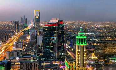 السعودية تبتعد عن النفط والإيرادات غير النفطية تصل إلى 43%