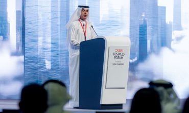 جلسات رئيسة في اليوم الأول من منتدى دبي للأعمال ركزت على نموذجها الاقتصادي المميز
