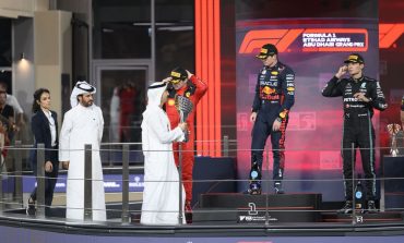 حمدان بن محمد بن زايد يتوِّج ماكس فيرستابن بلقب سباق جائزة الاتحاد للطيران الكبرى للفورمولا 1 في نسختها الـ15