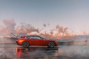 من كونكورسو ديليغانزا BMW تكشف حصرياً عن Speedtop" محدودة الإنتاج بثلاثة ابواب 4