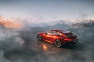 من كونكورسو ديليغانزا BMW تكشف حصرياً عن Speedtop" محدودة الإنتاج بثلاثة ابواب 2