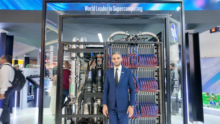 HPE عرضت أكبر وأسرع كومبيوتر عملاق في العالم خلال معرض جيتيكس جلوبال