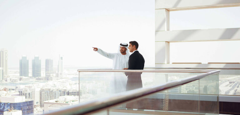 الثقافة الواسعة بالأسواق هي “العملة الجديدة” في إدارة الثروات