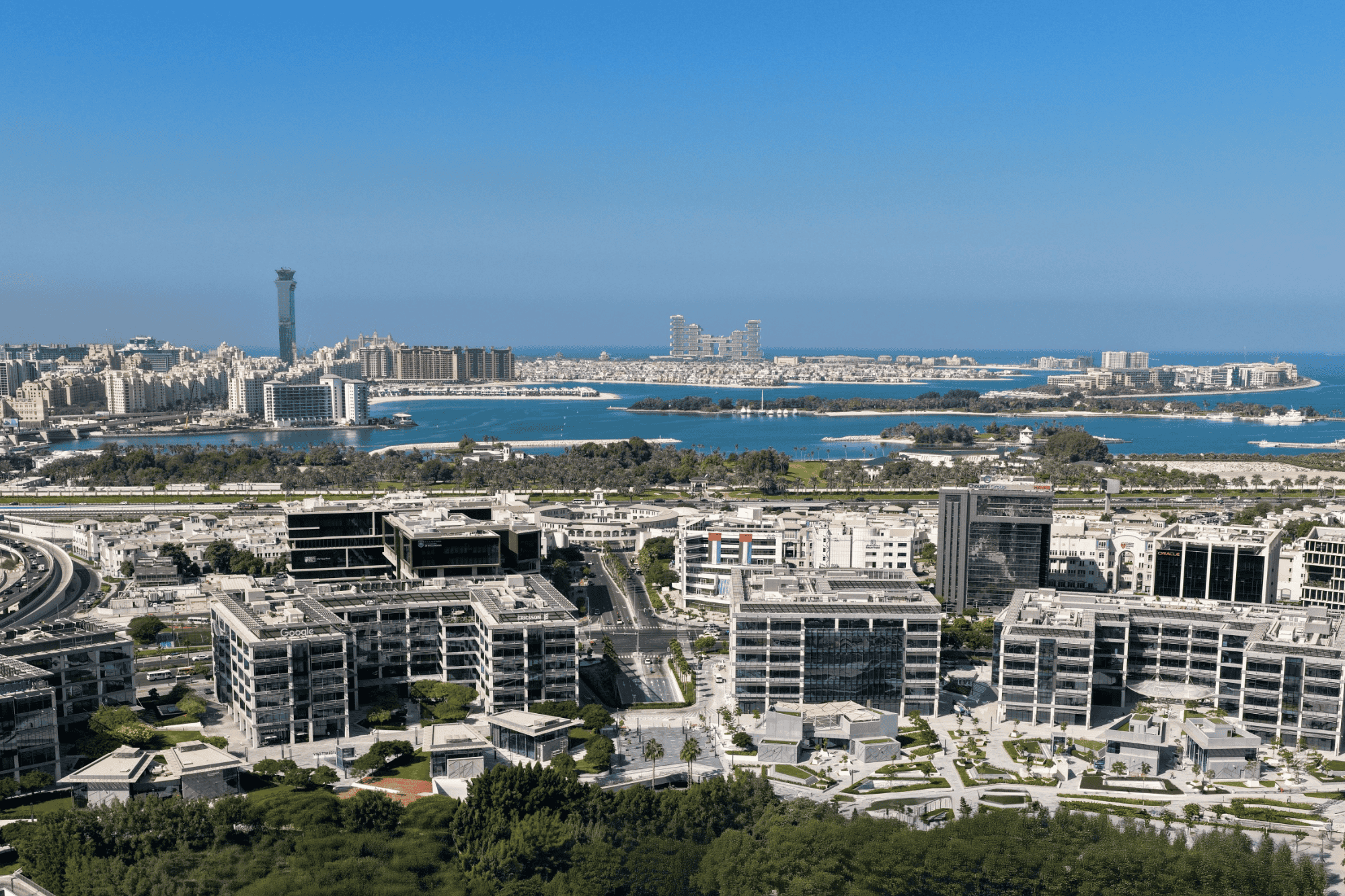 تأكيداً على دورها المحوري في تعزيز نمو الاقتصاد الرقمي مجموعة تيكوم تبدأ بتطوير المرحلة الرابعة من مشروع "مركز الابتكار" بقيمة 615 مليون درهم إماراتي في مدينة دبي للإنترنت 1