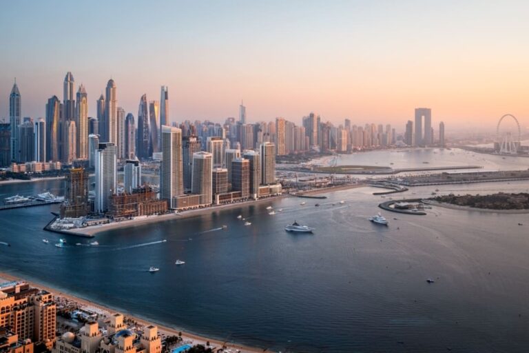 عندما سجل سوق عقارات دبي 15.6 مليار درهم إماراتي في يوم واحد