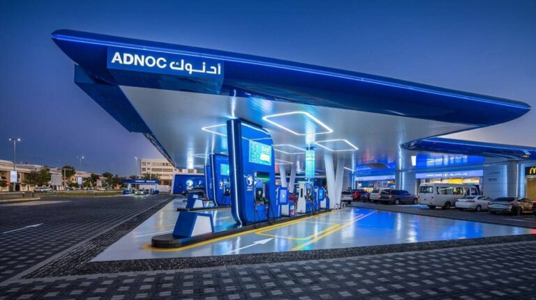 صفقة بمليار دولار و850 محطة وقود توسع حضور أدنوك للتوزيع في جنوب أفريقيا