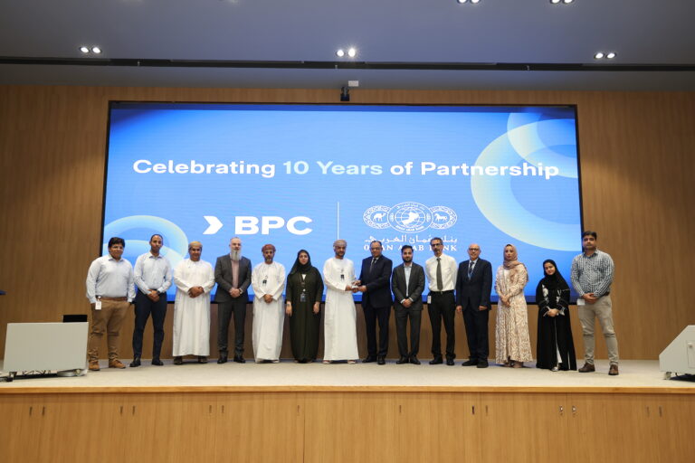 من البطاقات المحلية إلى الترميز: بنك عُمان العربي عقد من الخبرة في المدفوعات الرقمية BPC