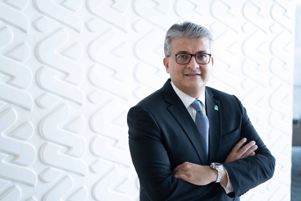 ستاندرد تشارترد: "الإمارات تتصدر عالمياً خطط الاستثمار في التمويل الرقمي لسلاسل التوريد"